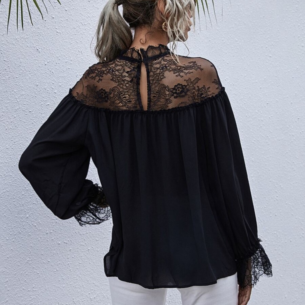 Boho black lace detail oversized floral top - Picture 3 of 5